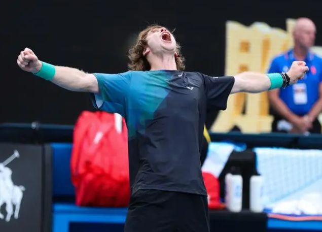 在攻端以高 在攻端以高